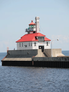 Duluth South Breakwater Outer Lighthouse