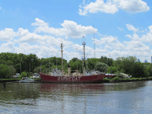 Barnegat Lightship